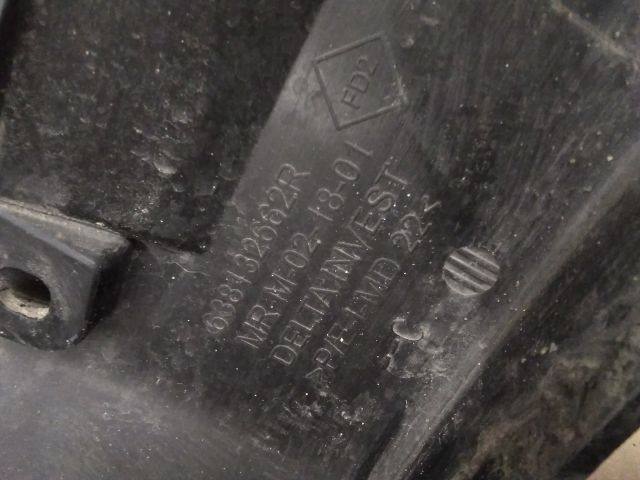 bontott DACIA SANDERO Bal első Sárvédő Díszléc