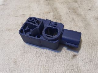 bontott DACIA SANDERO Bal első Ütközés Érzékelő (Homlokfalon)