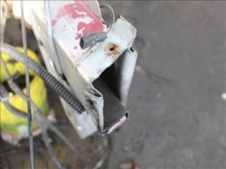 bontott DACIA SANDERO Bal első Ütközéscsillapító