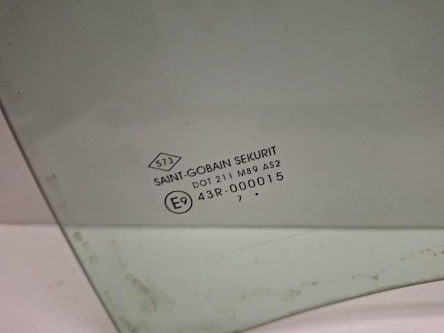 bontott DACIA SANDERO Bal hátsó Ablak