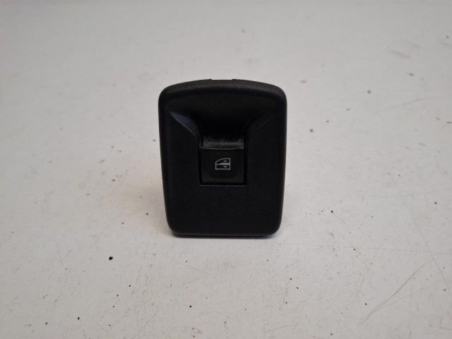 bontott DACIA SANDERO Bal hátsó Ablakemelő Kapcsoló