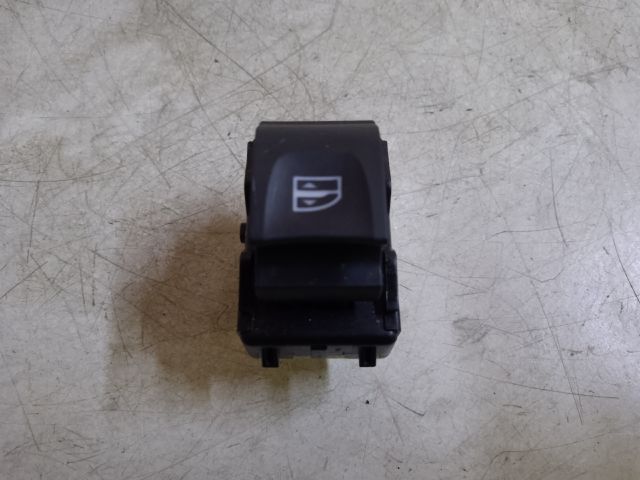 bontott DACIA SANDERO Bal hátsó Ablakemelő Kapcsoló