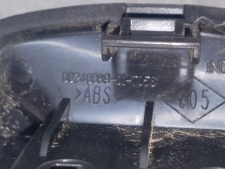 bontott DACIA SANDERO Bal hátsó Ablakemelő Kapcsoló