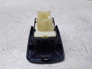 bontott DACIA SANDERO Bal hátsó Ablakemelő Kapcsoló