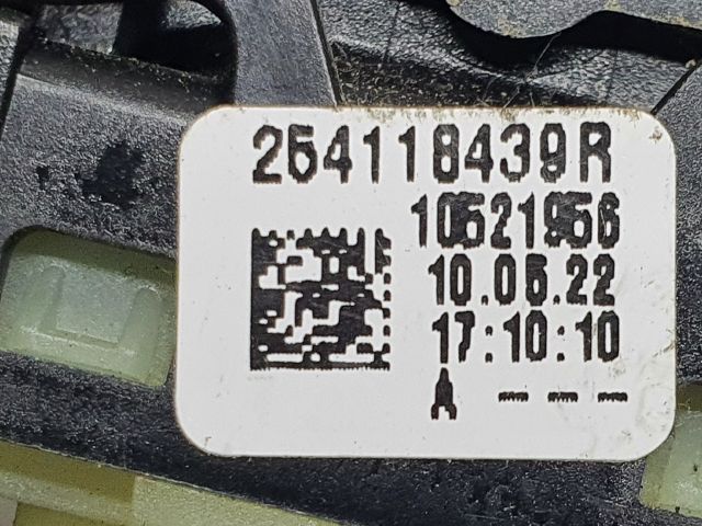 bontott DACIA SANDERO Bal hátsó Ablakemelő Kapcsoló