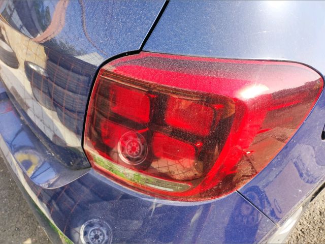 bontott DACIA SANDERO Bal hátsó Ajtó Kárpit