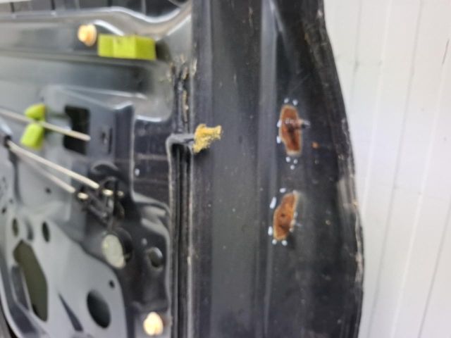 bontott DACIA SANDERO Bal hátsó Ajtó (Üres lemez)