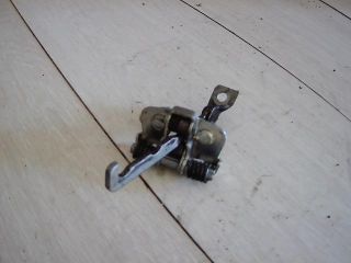 bontott DACIA SANDERO Bal hátsó Ajtóhatároló