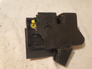 bontott DACIA SANDERO Bal hátsó Ajtózár