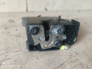 bontott DACIA SANDERO Bal hátsó Ajtózár