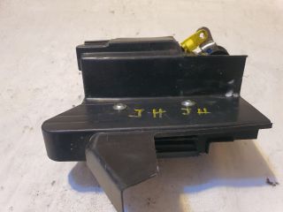 bontott DACIA SANDERO Bal hátsó Ajtózár