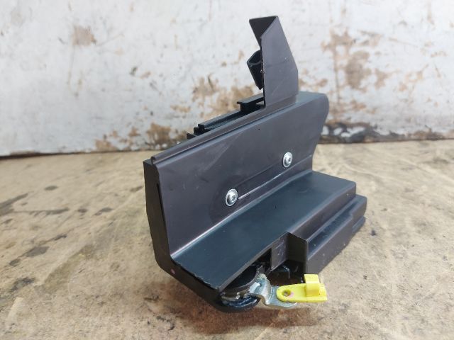 bontott DACIA SANDERO Bal hátsó Ajtózár