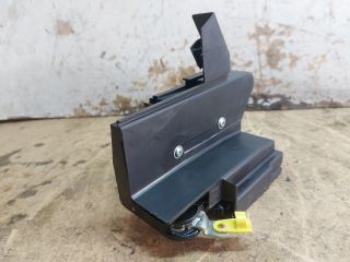 bontott DACIA SANDERO Bal hátsó Ajtózár