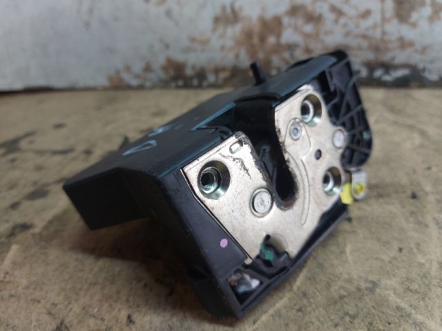 bontott DACIA SANDERO Bal hátsó Ajtózár