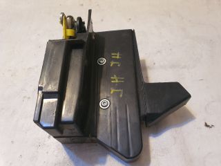 bontott DACIA SANDERO Bal hátsó Ajtózár