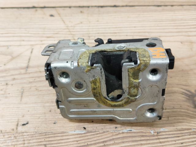 bontott DACIA SANDERO Bal hátsó Ajtózár