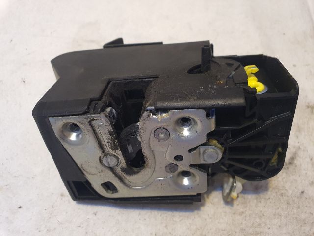 bontott DACIA SANDERO Bal hátsó Ajtózár