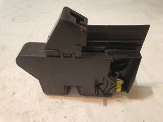 bontott DACIA SANDERO Bal hátsó Ajtózár