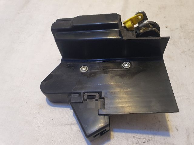 bontott DACIA SANDERO Bal hátsó Ajtózár