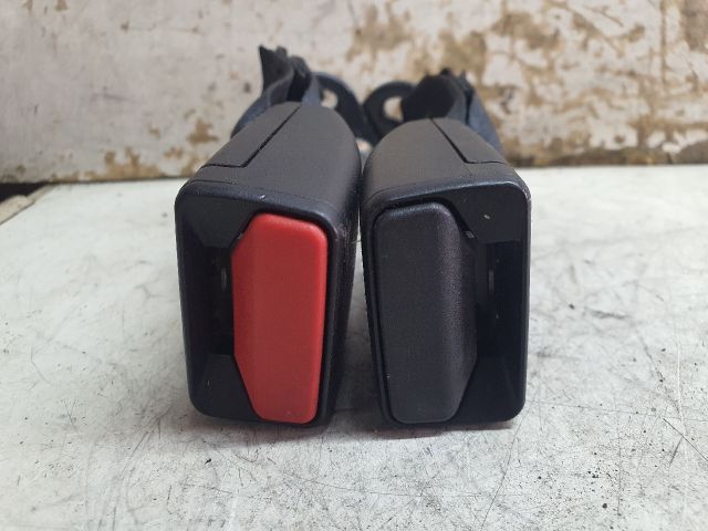 bontott DACIA SANDERO Bal hátsó Biztonsági Öv Csat