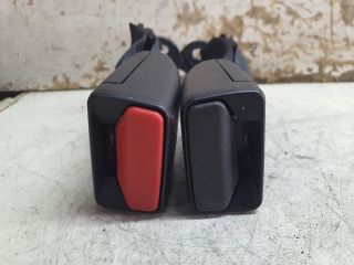 bontott DACIA SANDERO Bal hátsó Biztonsági Öv Csat