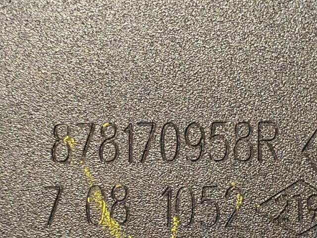 bontott DACIA SANDERO Bal hátsó Biztonsági Öv Csat