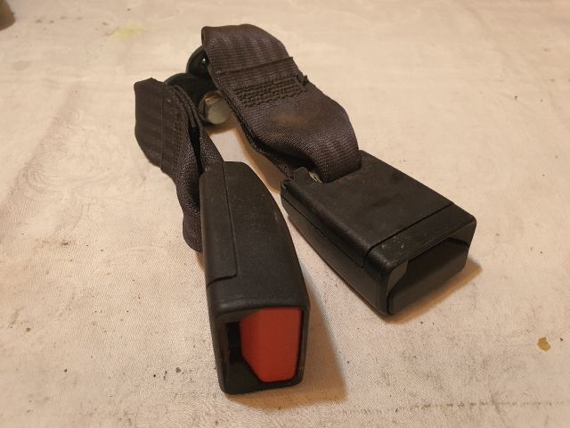 bontott DACIA SANDERO Bal hátsó Biztonsági Öv Csat