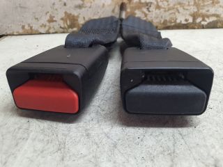 bontott DACIA SANDERO Bal hátsó Biztonsági Öv Csat