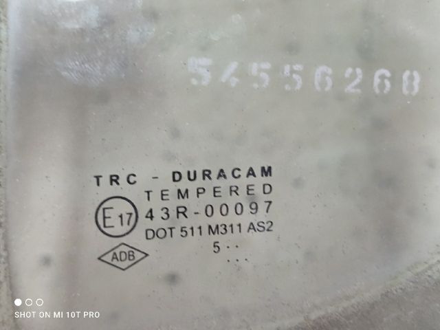 bontott DACIA SANDERO Bal hátsó Fixüveg (Ajtóban)