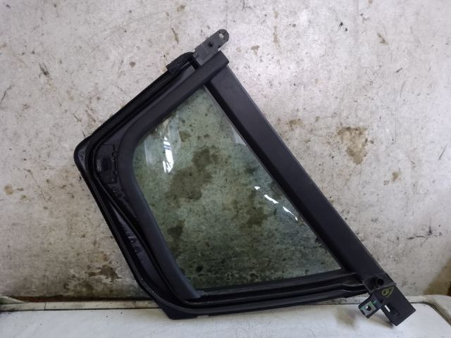 bontott DACIA SANDERO Bal hátsó Fixüveg (Ajtóban)