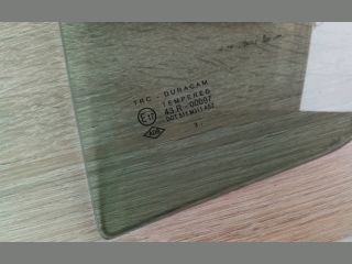 bontott DACIA SANDERO Bal hátsó Fixüveg (Ajtóban)