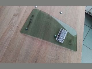 bontott DACIA SANDERO Bal hátsó Fixüveg (Ajtóban)