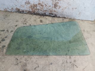 bontott DACIA SANDERO Bal hátsó Fixüveg (Ajtóban)