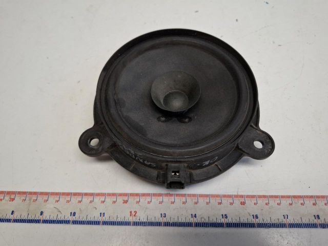 bontott DACIA SANDERO Bal hátsó Hangszóró