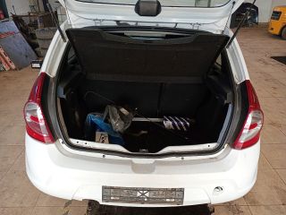 bontott DACIA SANDERO Bal hátsó Kapaszkodó (Felső)