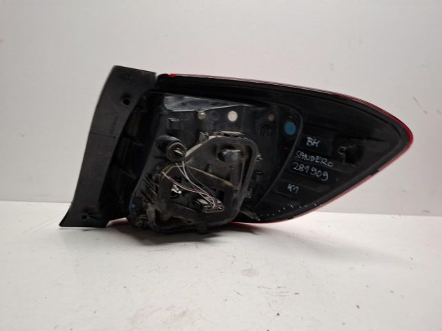 bontott DACIA SANDERO Bal Hátsó Lámpa