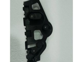 bontott DACIA SANDERO Bal hátsó Lökhárító Tartó (Műanyag)