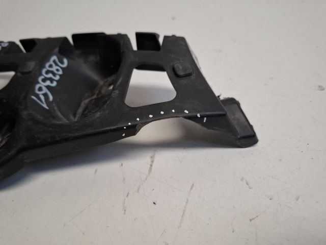 bontott DACIA SANDERO Bal hátsó Oldal Lökhárító Tartó (Műanyag)