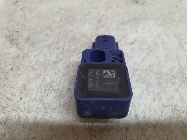 bontott DACIA SANDERO Bal hátsó Oldal Ütközés Érzékelő