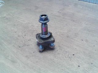 bontott DACIA SANDERO Bal hátsó Tengelycsonk