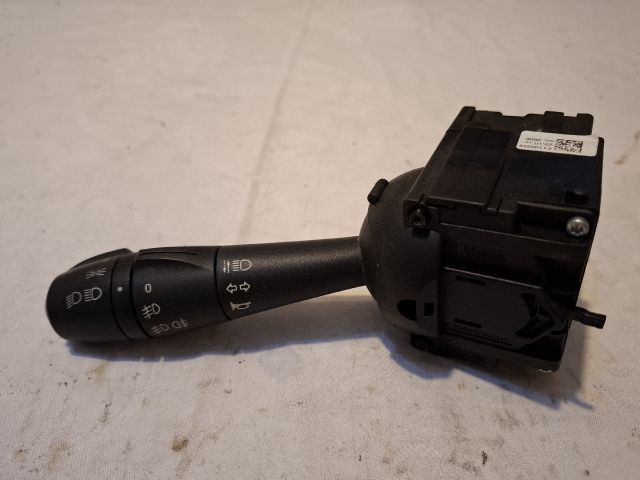 bontott DACIA SANDERO Bal Kormánykapcsoló Irányjelző