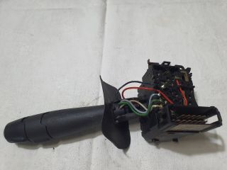 bontott DACIA SANDERO Bal Kormánykapcsoló Irányjelző