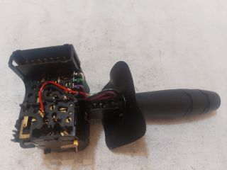 bontott DACIA SANDERO Bal Kormánykapcsoló Irányjelző