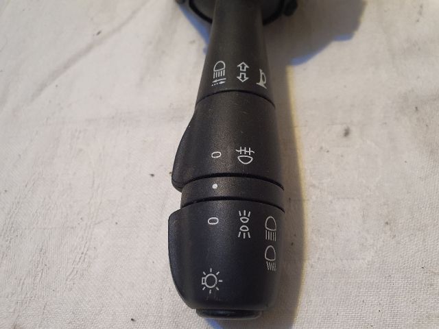 bontott DACIA SANDERO Bal Kormánykapcsoló Irányjelző