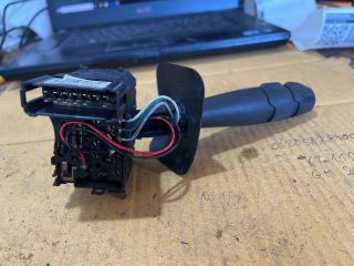 bontott DACIA SANDERO Bal Kormánykapcsoló Irányjelző