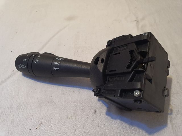 bontott DACIA SANDERO Bal Kormánykapcsoló Irányjelző