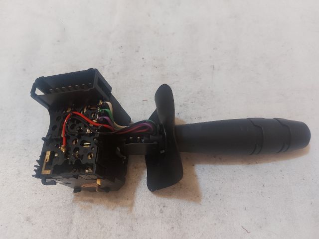 bontott DACIA SANDERO Bal Kormánykapcsoló Irányjelző