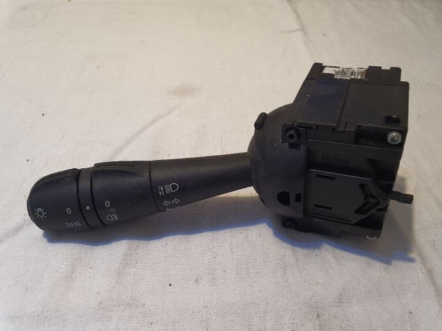 bontott DACIA SANDERO Bal Kormánykapcsoló Irányjelző