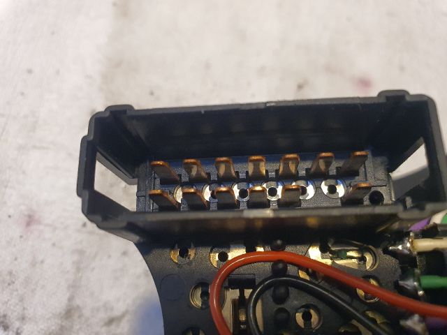 bontott DACIA SANDERO Bal Kormánykapcsoló Irányjelző