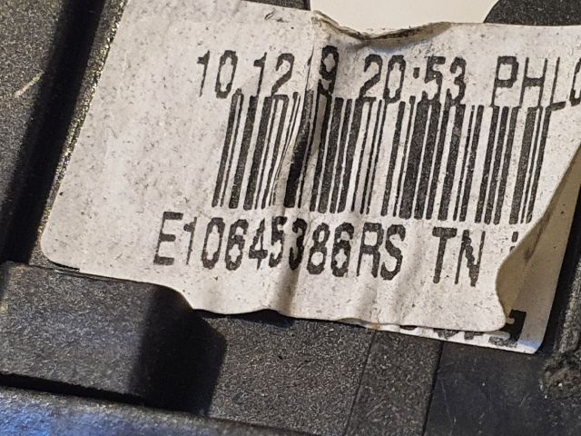 bontott DACIA SANDERO Bal Kormánykapcsoló Irányjelző